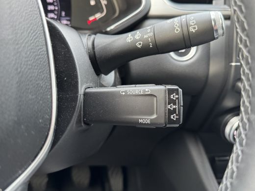 Renault Captur 1.0 TCe 100 Intens Clima/Navi/Cruise/LED/Camera/Audio ActivLease financial lease