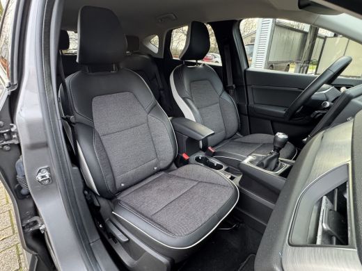 Renault Captur 1.0 TCe 100 Intens Clima/Navi/Cruise/LED/Camera/Audio ActivLease financial lease