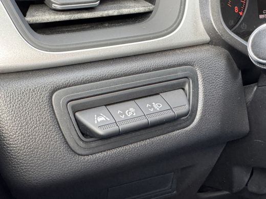 Renault Captur 1.0 TCe 90 Camera/Trekhaak/Navi/Airco/Cruise/LED ActivLease financial lease