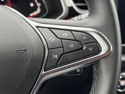 Renault Captur 1.0 TCe 90 Intens Clima/Trekhaak/Camera/LED/Cruise/Navi/Audio ActivLease financial lease