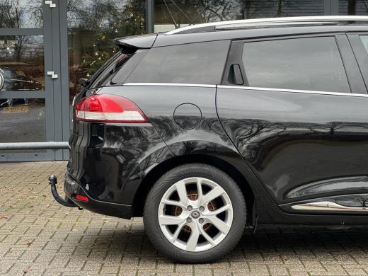 Renault Clio Estate 0.9 TCe Limited Navigatie/Trekhaak/Dab/Cruise/PDC/Getint glas  APK t/m 18-10-2027 ActivLease financial lease