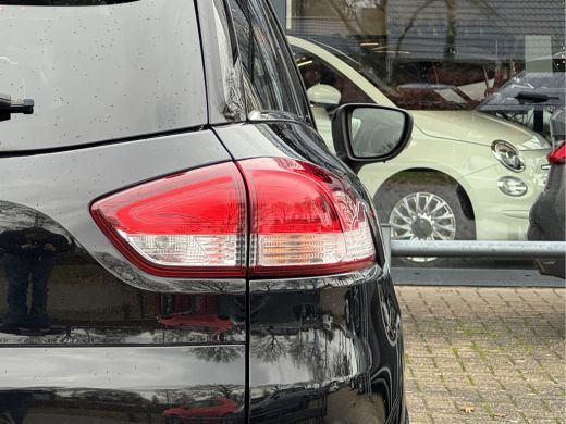 Renault Clio Estate 0.9 TCe Limited Navigatie/Trekhaak/Dab/Cruise/PDC/Getint glas  APK t/m 18-10-2027 ActivLease financial lease