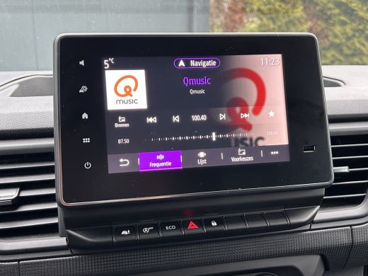 Renault Trafic 2.0 dCi / L2H1 / 1e EIG. / 21.178 KM !! / TREKHAAK / AIRCO / CRUISE / NAVI / APPLE CARPLAY / 3-ZI... ActivLease financial lease