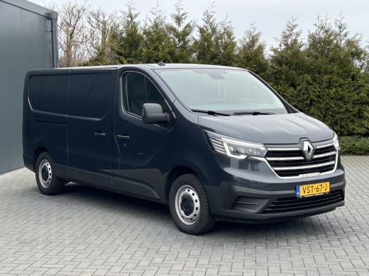 Renault Trafic 2.0 dCi / L2H1 / 1e EIG. / 21.178 KM !! / TREKHAAK / AIRCO / CRUISE / NAVI / APPLE CARPLAY / 3-ZI... ActivLease financial lease