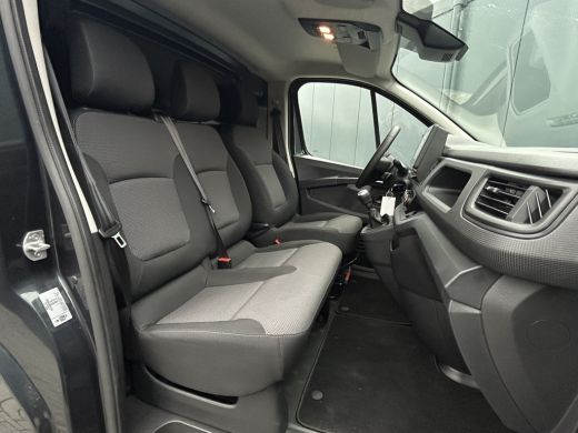 Renault Trafic 2.0 dCi / L2H1 / 1e EIG. / 21.178 KM !! / TREKHAAK / AIRCO / CRUISE / NAVI / APPLE CARPLAY / 3-ZI... ActivLease financial lease