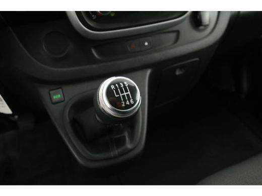 Renault Trafic 2.0 dCi T29 L2H1 | DC | Airco | Cruise | Navi | Trekh. | Imperiaal | Parkeersens. ActivLease financial lease