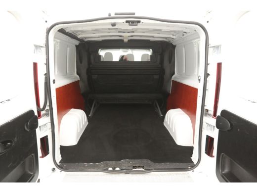 Renault Trafic 2.0 dCi T29 L2H1 | DC | Airco | Cruise | Navi | Trekh. | Imperiaal | Parkeersens. ActivLease financial lease