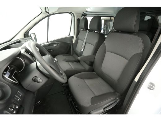 Renault Trafic 2.0 dCi T29 L2H1 | DC | Airco | Cruise | Navi | Trekh. | Imperiaal | Parkeersens. ActivLease financial lease