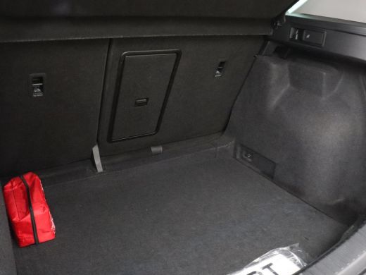 Seat Ateca 2.0 TDI FR Intens | Leder/Alcantara | Stoelverwarming | 360 Camera | Trekhaak | BeatsAudio | Adap... ActivLease financial lease