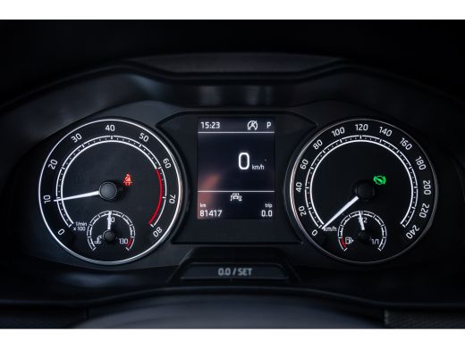 Skoda Kamiq 1.0 TSI Ambition | Airco | Lichtmetalen velgen 10-spaaks 16" | Metaalkleur ActivLease financial lease