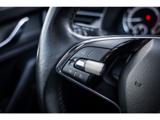 Skoda Kamiq 1.0 TSI Ambition | Airco | Lichtmetalen velgen 10-spaaks 16" | Metaalkleur ActivLease financial lease