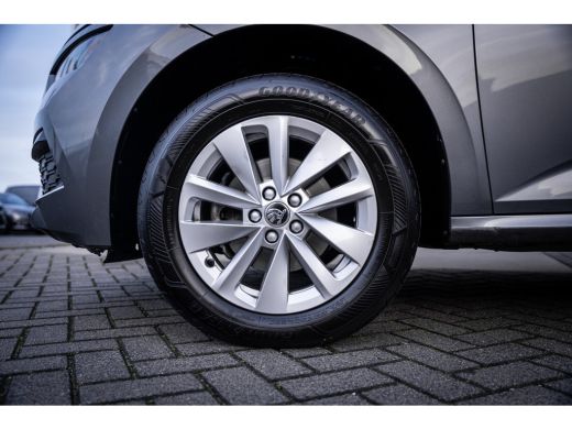 Skoda Kamiq 1.0 TSI Ambition | Apple Carplay/Android Auto|telefoonintegratie premium | Cruise control | DAB o... ActivLease financial lease