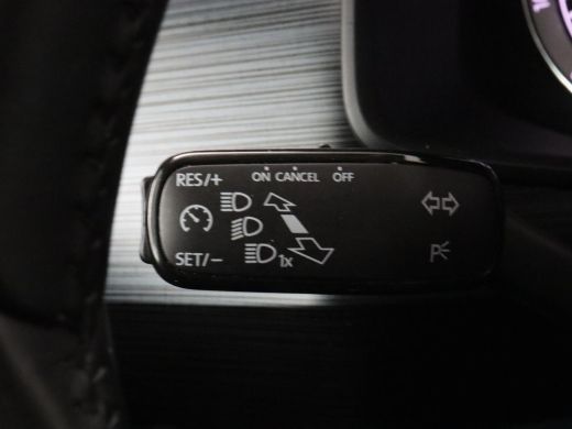 Skoda Kodiaq 1.5 TSI Business Edition 7-persoons | Leder/Alcantara | Trekhaak | Stoelverwarming | Camera | Car... ActivLease financial lease