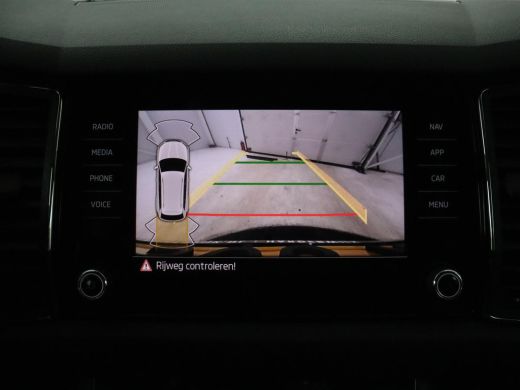 Skoda Kodiaq 1.5 TSI Business Edition 7-persoons | Leder/Alcantara | Trekhaak | Stoelverwarming | Camera | Car... ActivLease financial lease