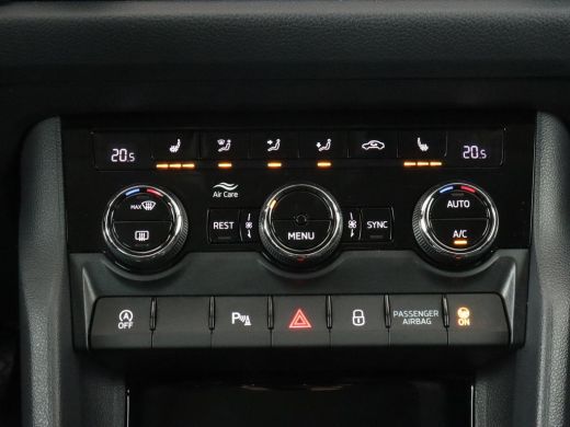 Skoda Kodiaq 1.5 TSI Business Edition 7-persoons | Leder/Alcantara | Trekhaak | Stoelverwarming | Camera | Car... ActivLease financial lease