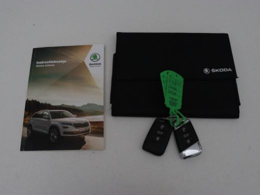 Skoda Kodiaq 1.5 TSI Business Edition 7-persoons | Leder/Alcantara | Trekhaak | Stoelverwarming | Camera | Car... ActivLease financial lease