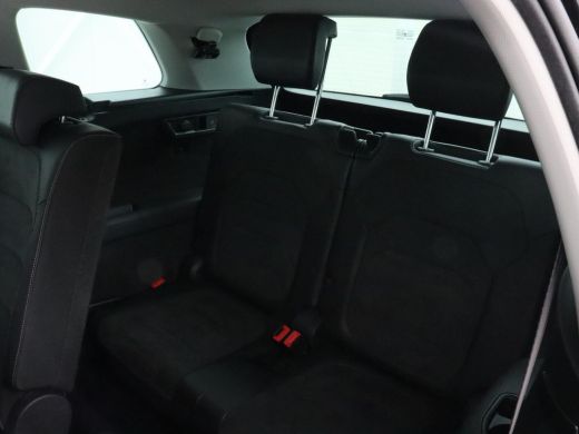 Skoda Kodiaq 1.5 TSI Business Edition 7-persoons | Leder/Alcantara | Trekhaak | Stoelverwarming | Camera | Car... ActivLease financial lease