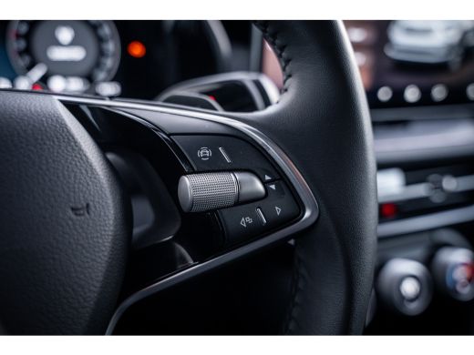 Skoda Kodiaq 1.5 TSI PHEV Business Edition | Achteruitrijcamera | Trekhaak uitklapbaar | Voorstoelen verwarmd ActivLease financial lease