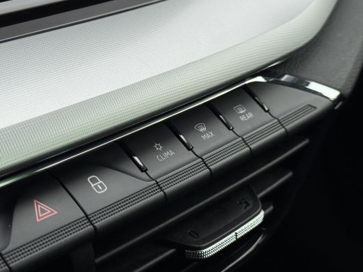 Skoda Octavia Combi 1.0 TSI Business Edition Virtual/Trekhaak/Clima/Navi/LED/Cruise/LM-Velgen ActivLease financial lease