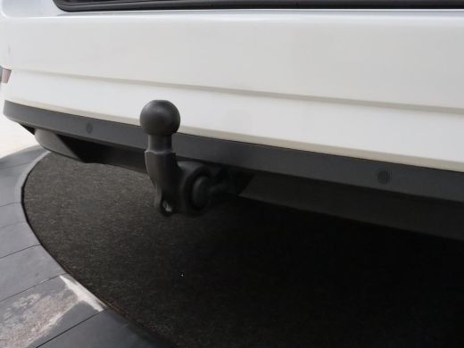 Skoda Superb 1.4 TSI iV Business Edition Plus | Trekhaak | Leder/Alcantara | Adaptive cruise | Stoelverwarming... ActivLease financial lease