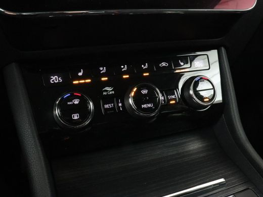 Skoda Superb 1.4 TSI iV Business Edition Plus | Trekhaak | Leder/Alcantara | Adaptive cruise | Stoelverwarming... ActivLease financial lease