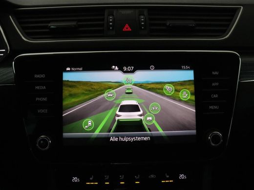 Skoda Superb 1.4 TSI iV Business Edition Plus | Trekhaak | Leder/Alcantara | Adaptive cruise | Stoelverwarming... ActivLease financial lease
