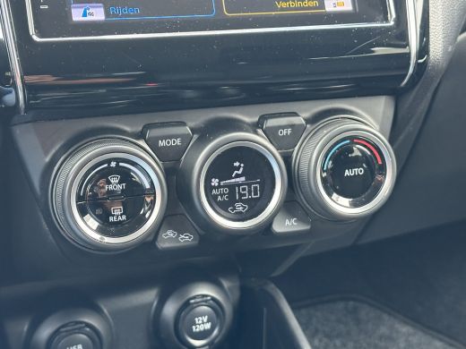 Suzuki Swift 1.0 Style Smart Hybrid Navigatie/Clima/Cruise/Camera/Keyless entry ActivLease financial lease