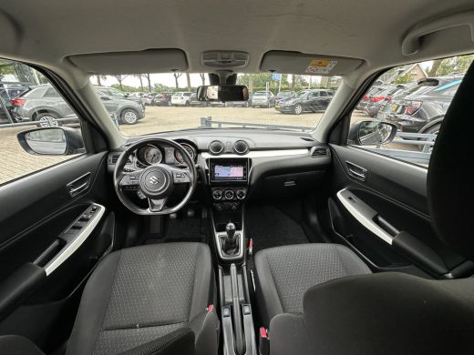 Suzuki Swift 1.0 Style Smart Hybrid Navigatie/Clima/Cruise/Camera/Keyless entry ActivLease financial lease