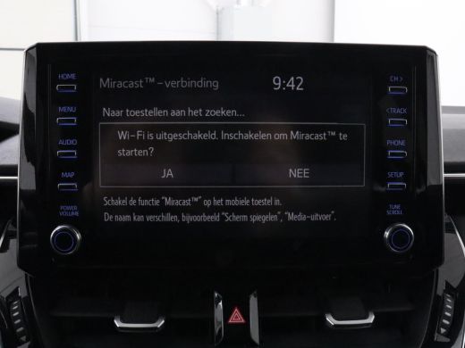 Toyota Corolla 1.8 Hybrid GR-Sport | Trekhaak | Stoelverwarming | Carplay | Camera | Sportstoelen | Park Assist ... ActivLease financial lease