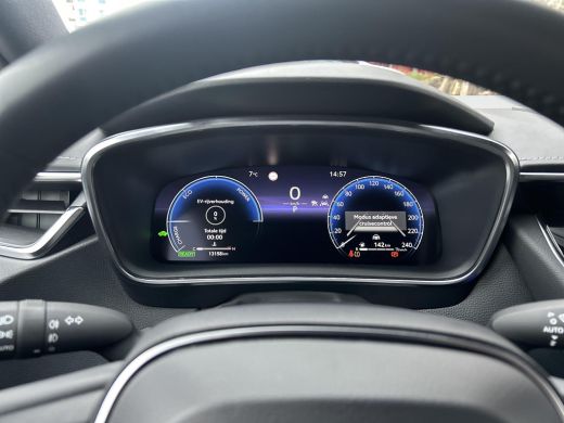 Toyota Corolla Hybrid 140 Executive ActivLease financial lease