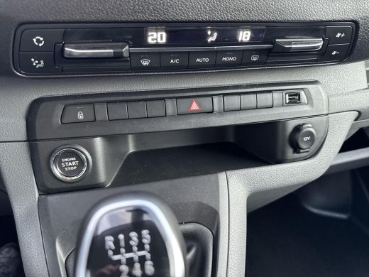 Toyota ProAce 2.0 D-4D Professional Long DC | 06-10141018 Voor meer informatie ActivLease financial lease