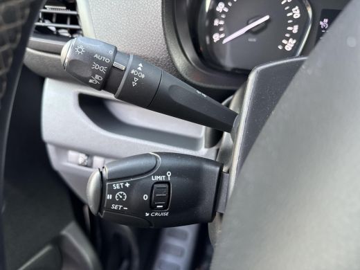 Toyota ProAce 2.0 D-4D Professional Long DC | 06-10141018 Voor meer informatie ActivLease financial lease