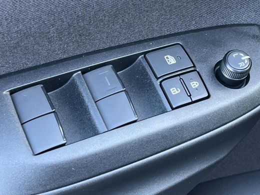 Toyota Yaris 1.5 Hybrid 115 Active | Ash grey metallic | Nieuw uit voorraad leverbaar | ActivLease financial lease