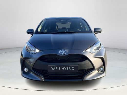 Toyota Yaris 1.5 Hybrid 115 Active | Ash grey metallic | Nieuw uit voorraad leverbaar | ActivLease financial lease