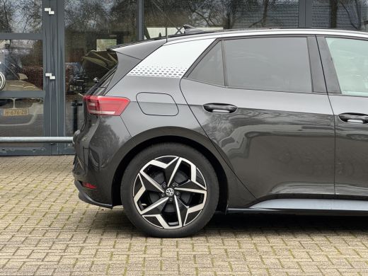 Volkswagen ID.3 First Plus 58 kWh LED/Clima/Cruise/Navi/Camera/LM-Velgen ActivLease financial lease