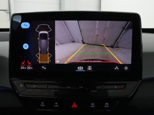 Volkswagen ID.3 First Plus 58 kWh | Stoelverwarming | Adaptive cruise | Matrix LED | Camera | Carplay | Sfeerverl... ActivLease financial lease
