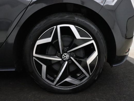 Volkswagen ID.3 First Plus 58 kWh | Stoelverwarming | Adaptive cruise | Matrix LED | Camera | Carplay | Sfeerverl... ActivLease financial lease