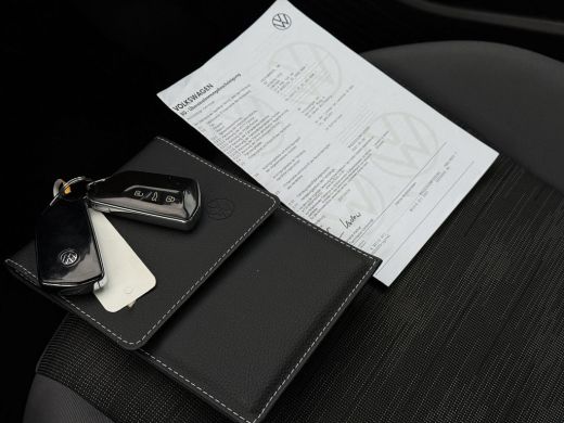 Volkswagen ID.4 Life 77 kWh | Navi | Camera | Carplay | ActivLease financial lease