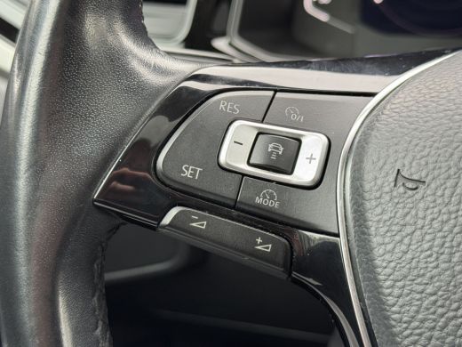 Volkswagen Polo 1.0 TSI Comfortline Panoramadak/Xenon/VT/Getint glas ActivLease financial lease