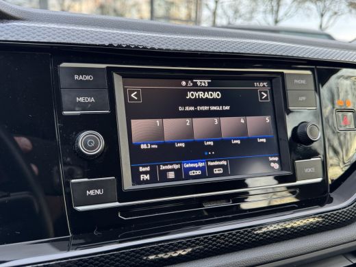 Volkswagen Polo 1.0 TSI Life Cruise control/PDC/Apple carplay-Android auto ActivLease financial lease