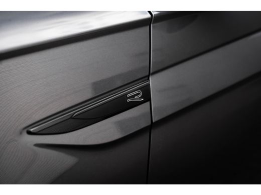 Volkswagen Polo R-Line Edition | 'App-Connect' draadloze smartphone integratie | Achterlichten LED | Afstandscont... ActivLease financial lease