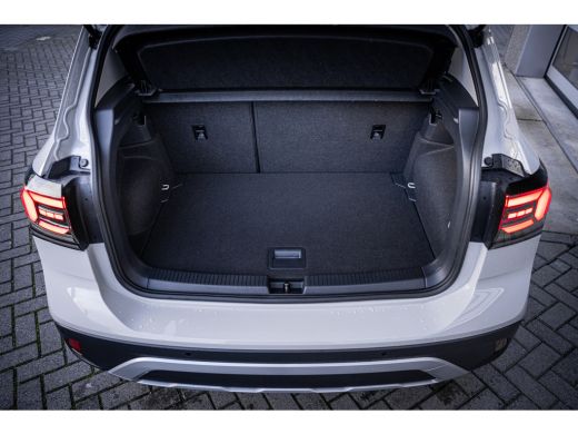 Volkswagen T-Cross 1.0 TSI Life Edition | Airco | Lichtmetalen velgen 17" | Voorstoelen verwarmd ActivLease financial lease