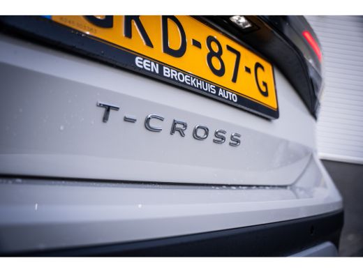 Volkswagen T-Cross 1.0 TSI Life Edition | Airco | Lichtmetalen velgen 17" | Voorstoelen verwarmd ActivLease financial lease