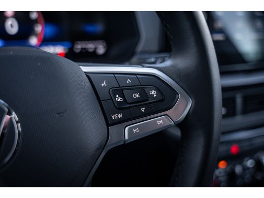 Volkswagen T-Cross 1.0 TSI Life Edition | Airco | Lichtmetalen velgen 17" | Voorstoelen verwarmd ActivLease financial lease