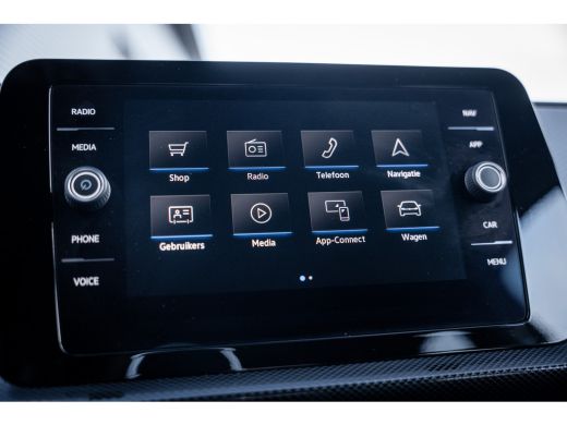 Volkswagen T-Cross 1.0 TSI Life Edition | Airco | Lichtmetalen velgen 17" | Voorstoelen verwarmd ActivLease financial lease