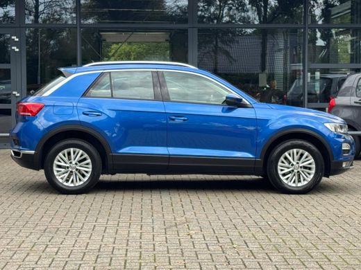 Volkswagen T-Roc 1.0 TSI Style Navigatie/Cruise/Clima/LM-Velgen/Apple-Android/Audio ActivLease financial lease