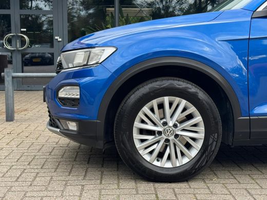 Volkswagen T-Roc 1.0 TSI Style Navigatie/Cruise/Clima/LM-Velgen/Apple-Android/Audio ActivLease financial lease
