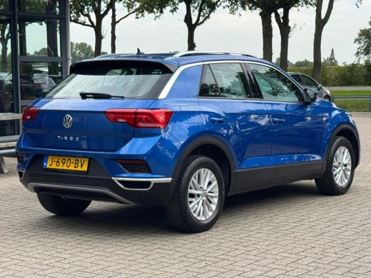 Volkswagen T-Roc 1.0 TSI Style Navigatie/Cruise/Clima/LM-Velgen/Apple-Android/Audio ActivLease financial lease