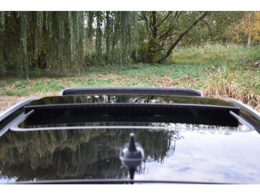 Volkswagen T-Roc R 2.0 TSI 300PK DSG 4MOTION R-SPORT BEATS/LEDER/TREKHAAK/PANORAMADAK ActivLease financial lease