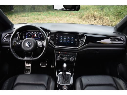 Volkswagen T-Roc R 2.0 TSI 300PK DSG 4MOTION R-SPORT BEATS/LEDER/TREKHAAK/PANORAMADAK ActivLease financial lease